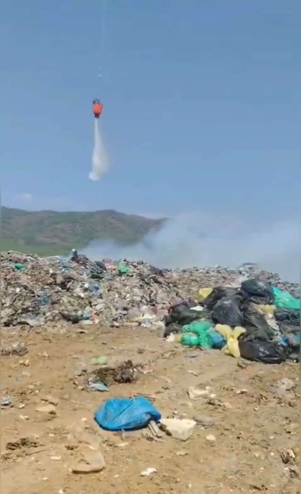 Muğla'da Çöp Depolama Alanında Çıkan Yangın Ormana Sıçradı 3